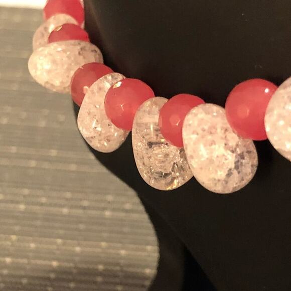 Pink Jade & Clear Crystal Handmade Beaded Ankle Bracelet - Picture 3 of 8